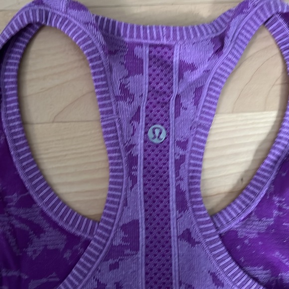 Lululemon swiftly tech size 8 hip length - Picture 3 of 4